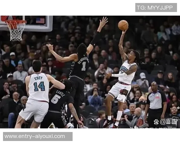 2017年NBA骑士与马刺精彩对决回顾及赛季分析