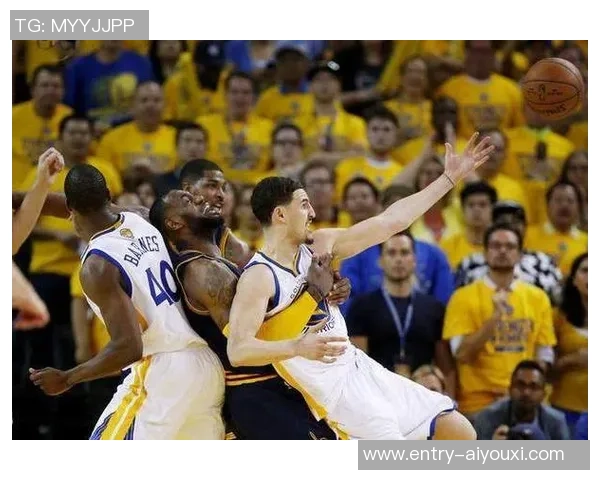 勇士与骑士精彩对决回顾01月17日比赛录像分析与亮点总结